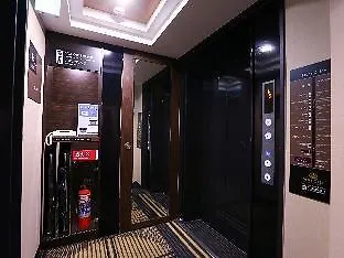 ***  Apa Hotel Shimbashi Onarimon Tokio Japón