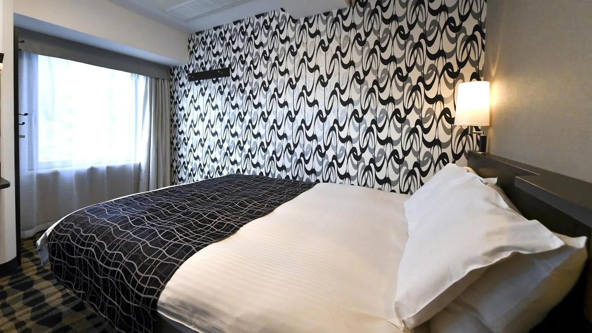 Apa Hotel Shimbashi Onarimon Tokyo 3*,