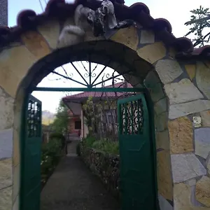 https://bujtina-polimen.albaniahotels.org